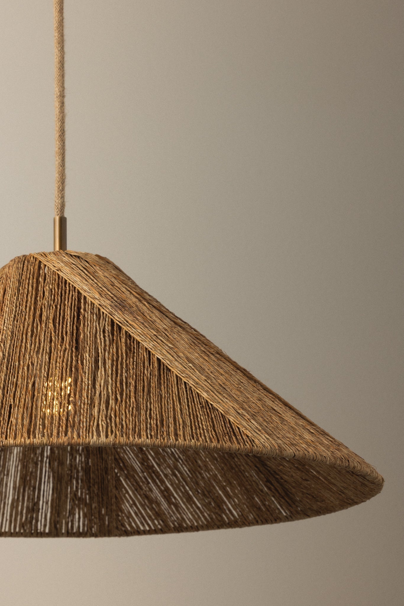 Ahrens Pendant 36"