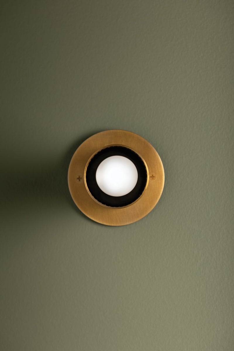 Berg Flush Mount