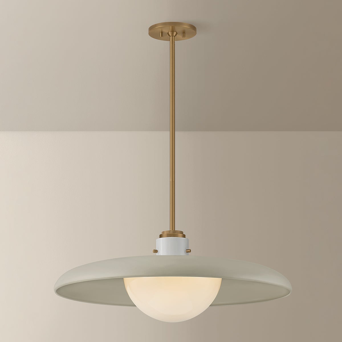 Gustavo Pendant Light