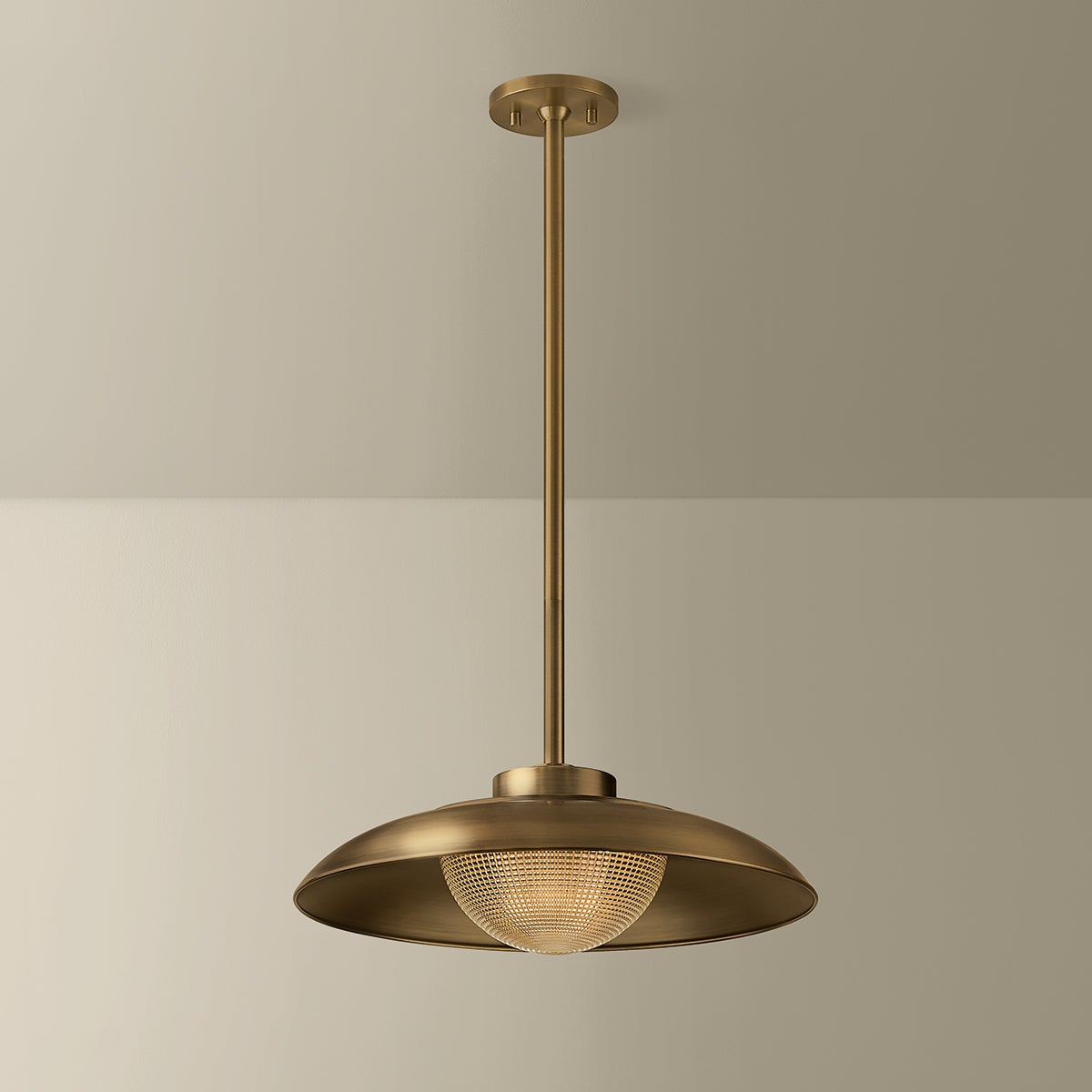 Braxton Pendant
