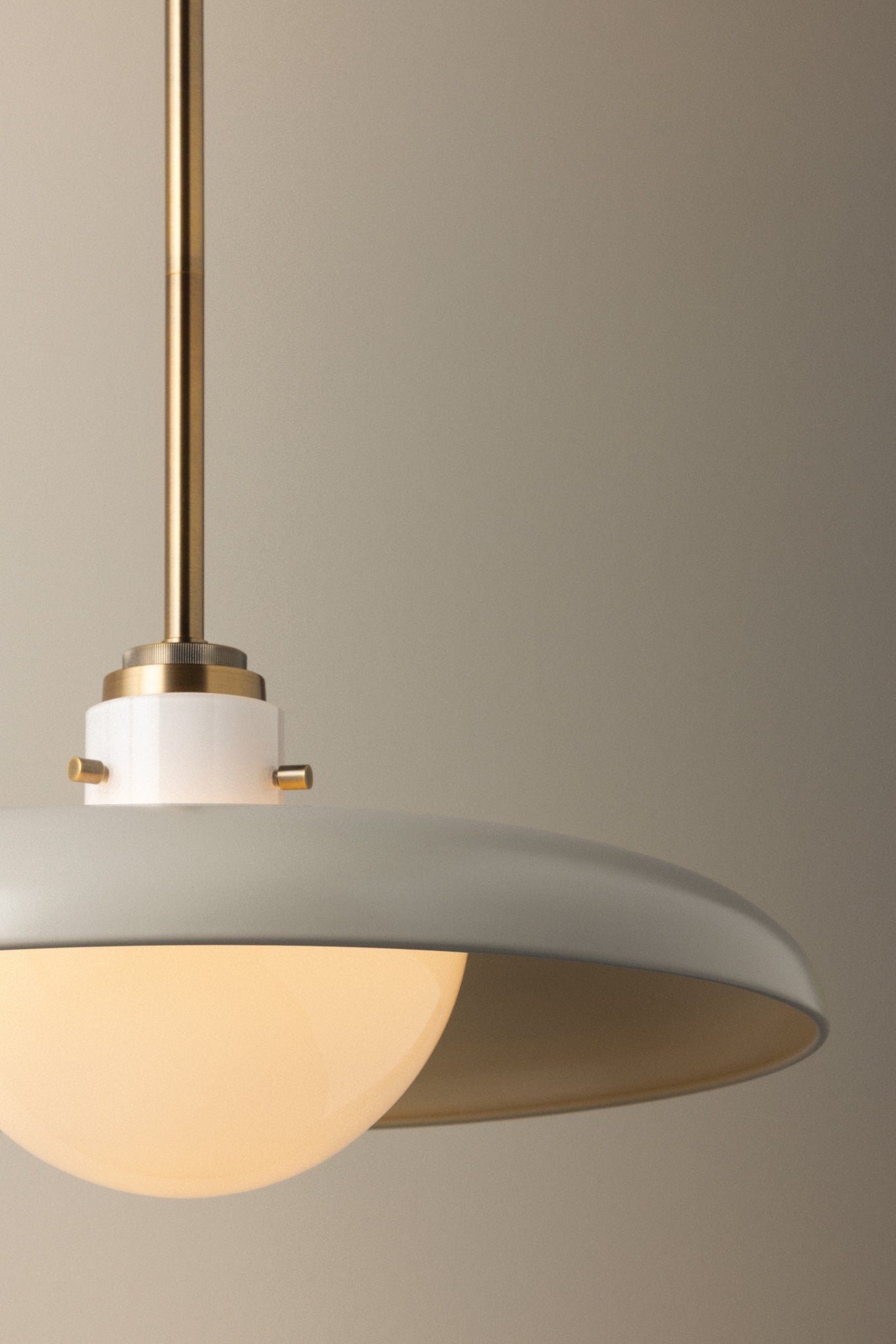 Gustavo Pendant Light