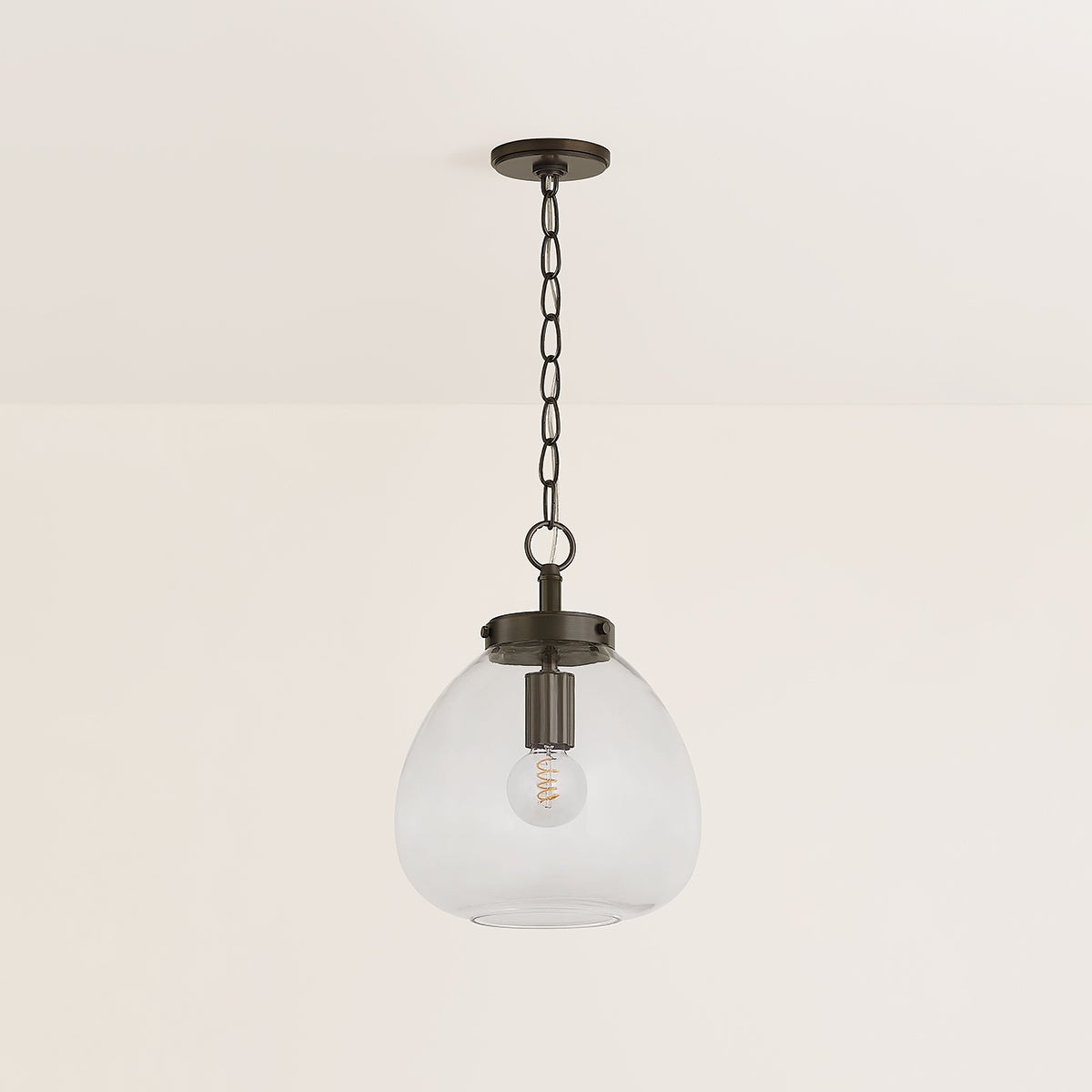 Della Pendant
