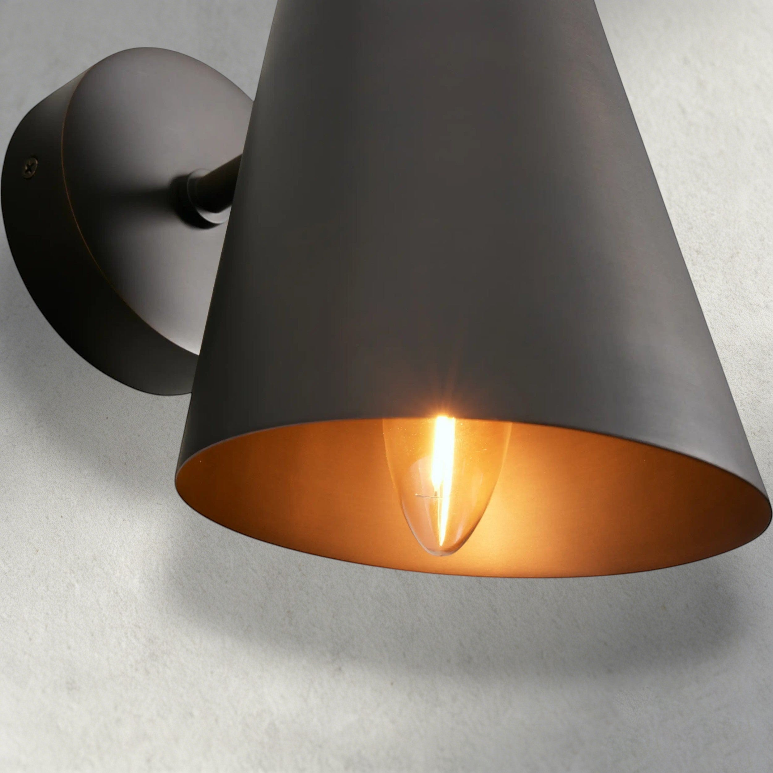 Elih Sconce