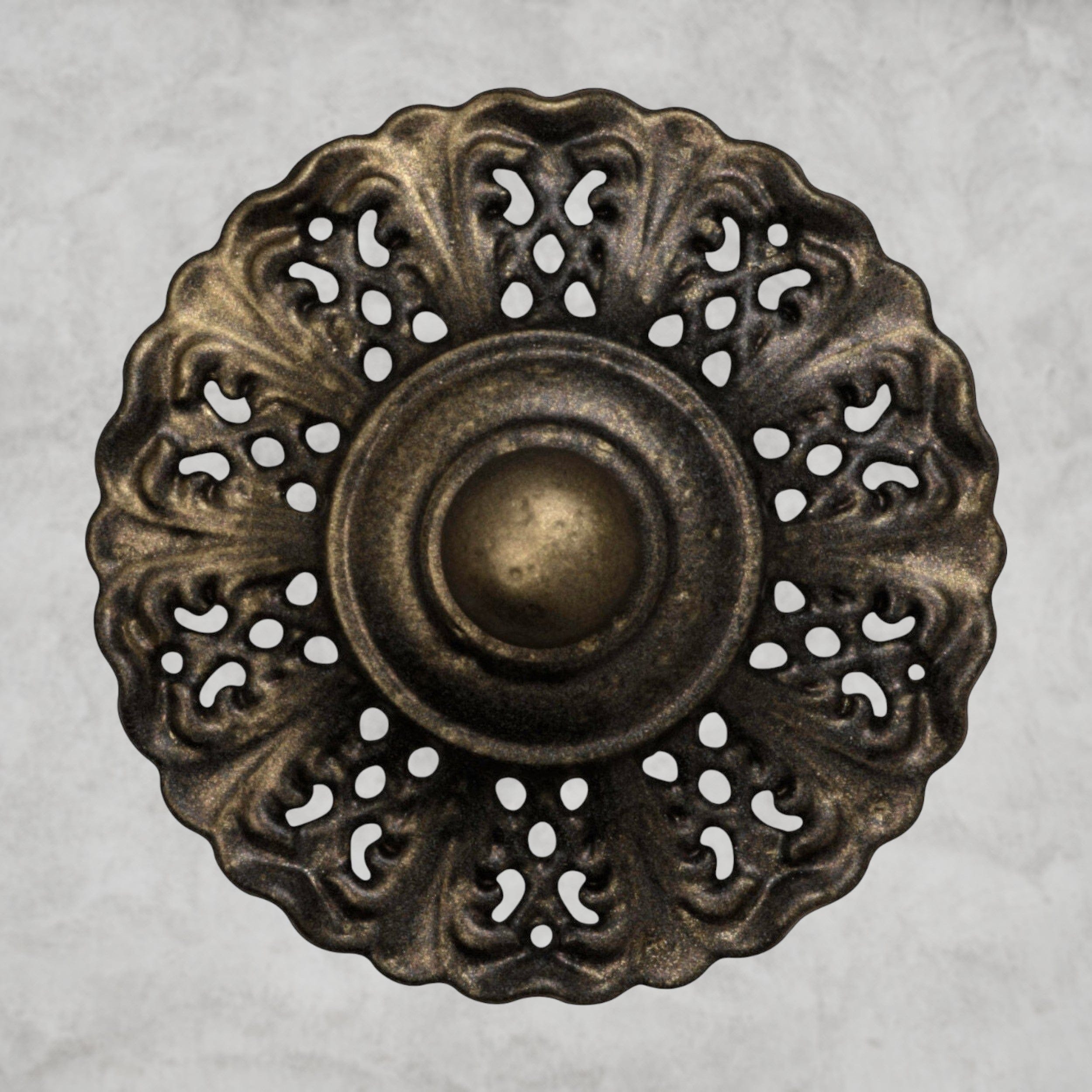 Etruscan Gold Emilea Chandelier 30"