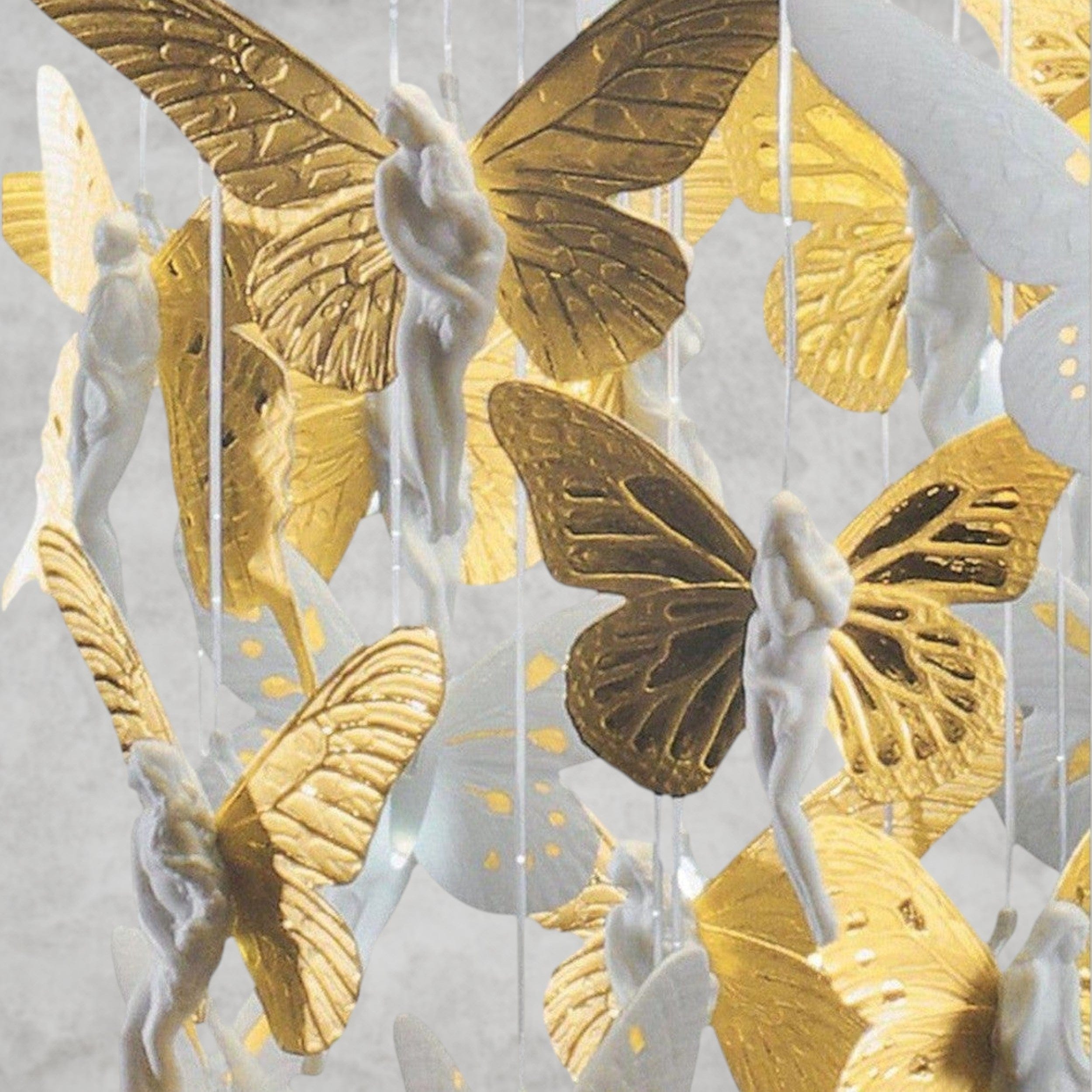 Niagara Chandelier 23"