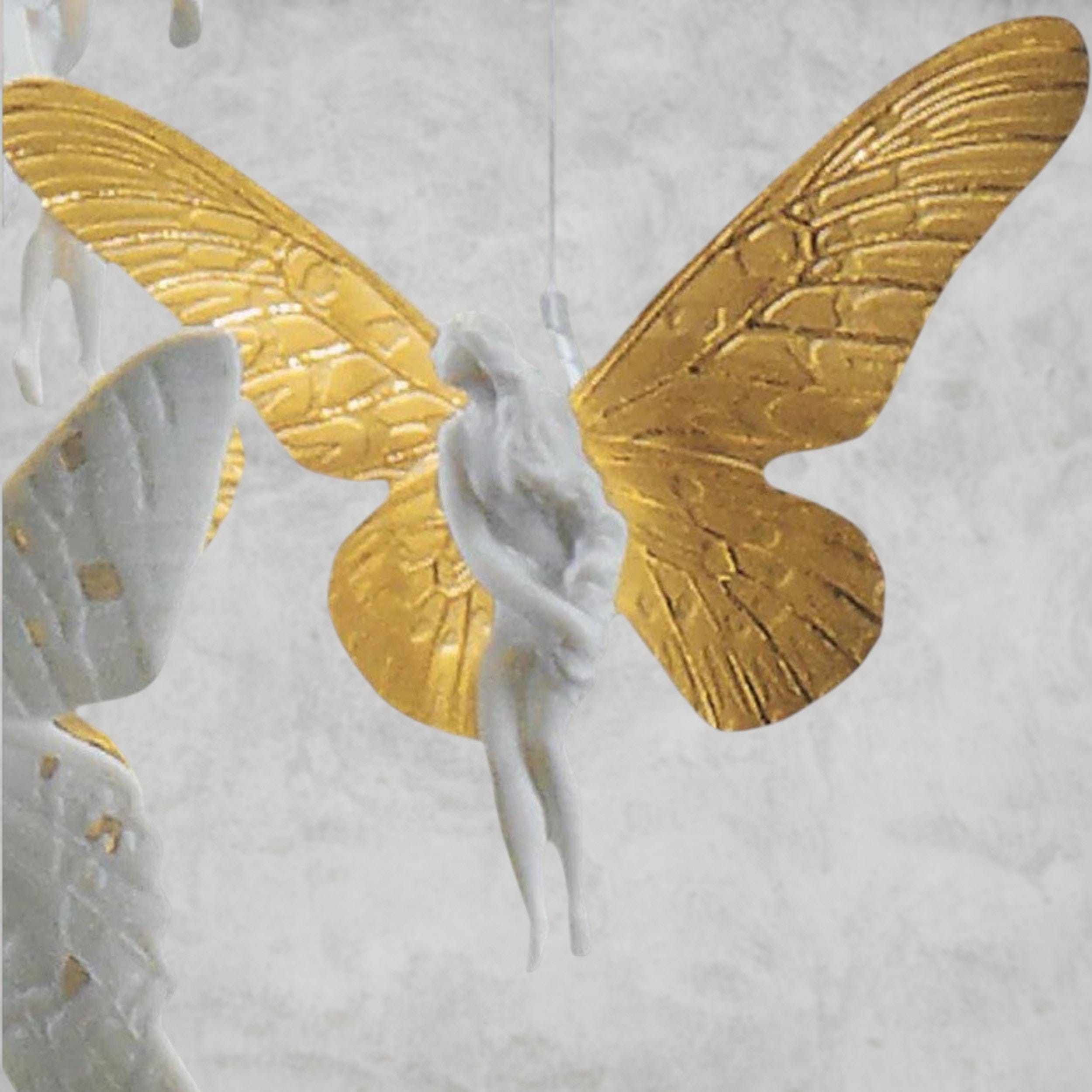 Niagara Chandelier 31"