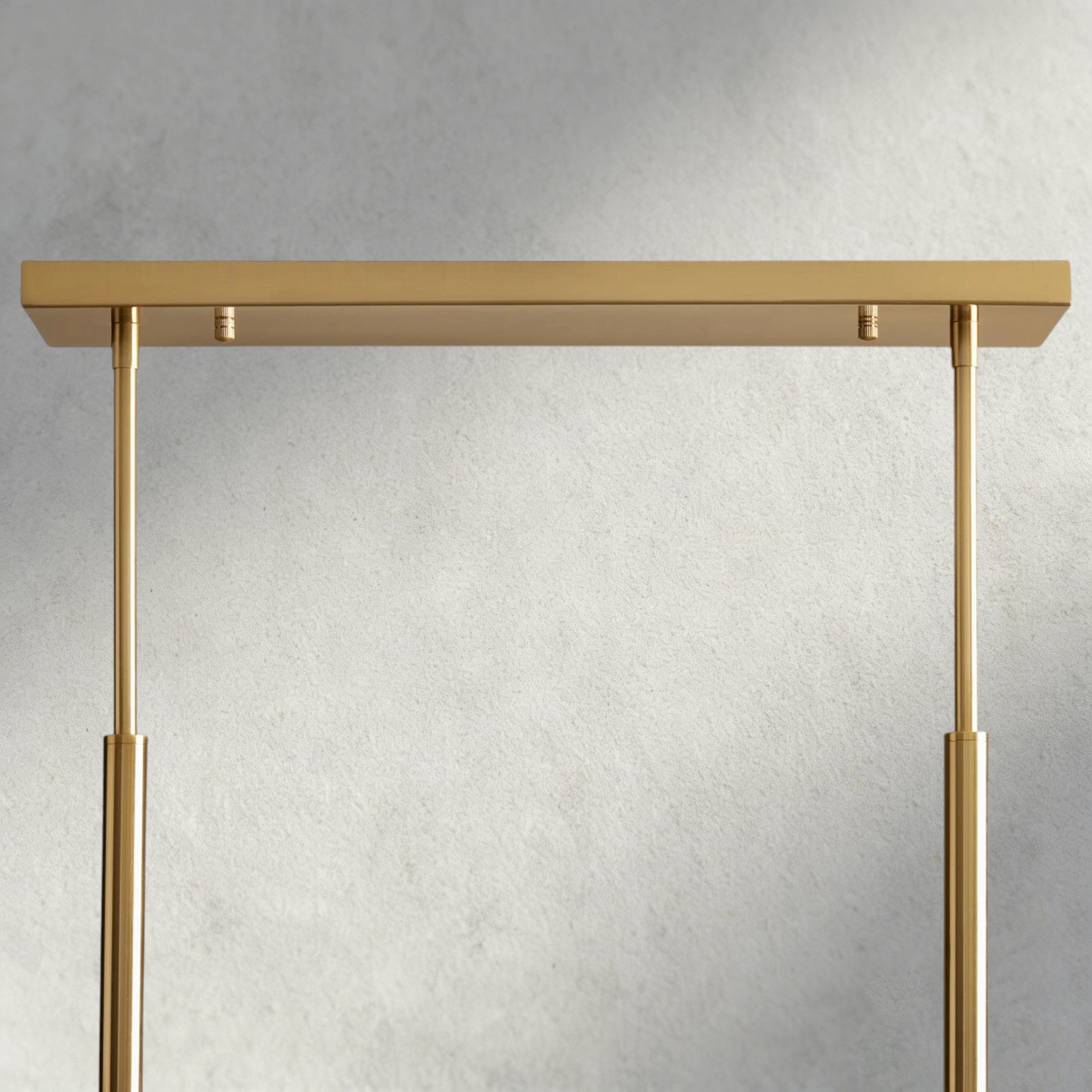 Roscoe Linear Chandelier 60“, 72”