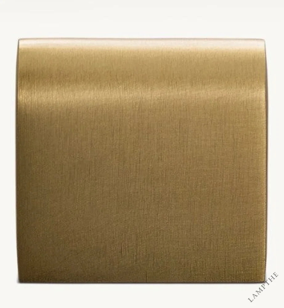 Sample metal finish (Lacquered Burnished Brass)