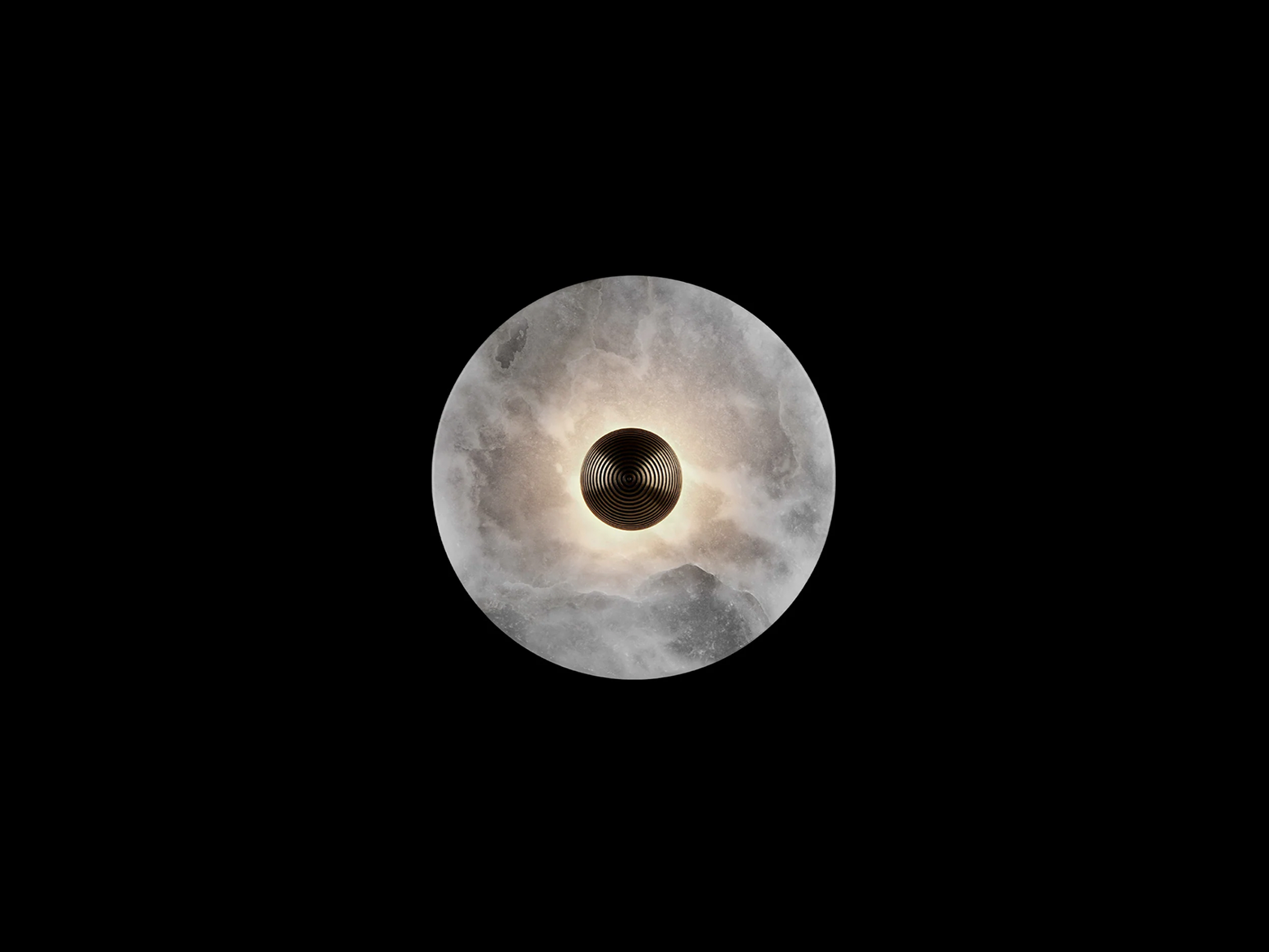 PATUS MEDIAN SCONCE / 14 Ø14" x D4"