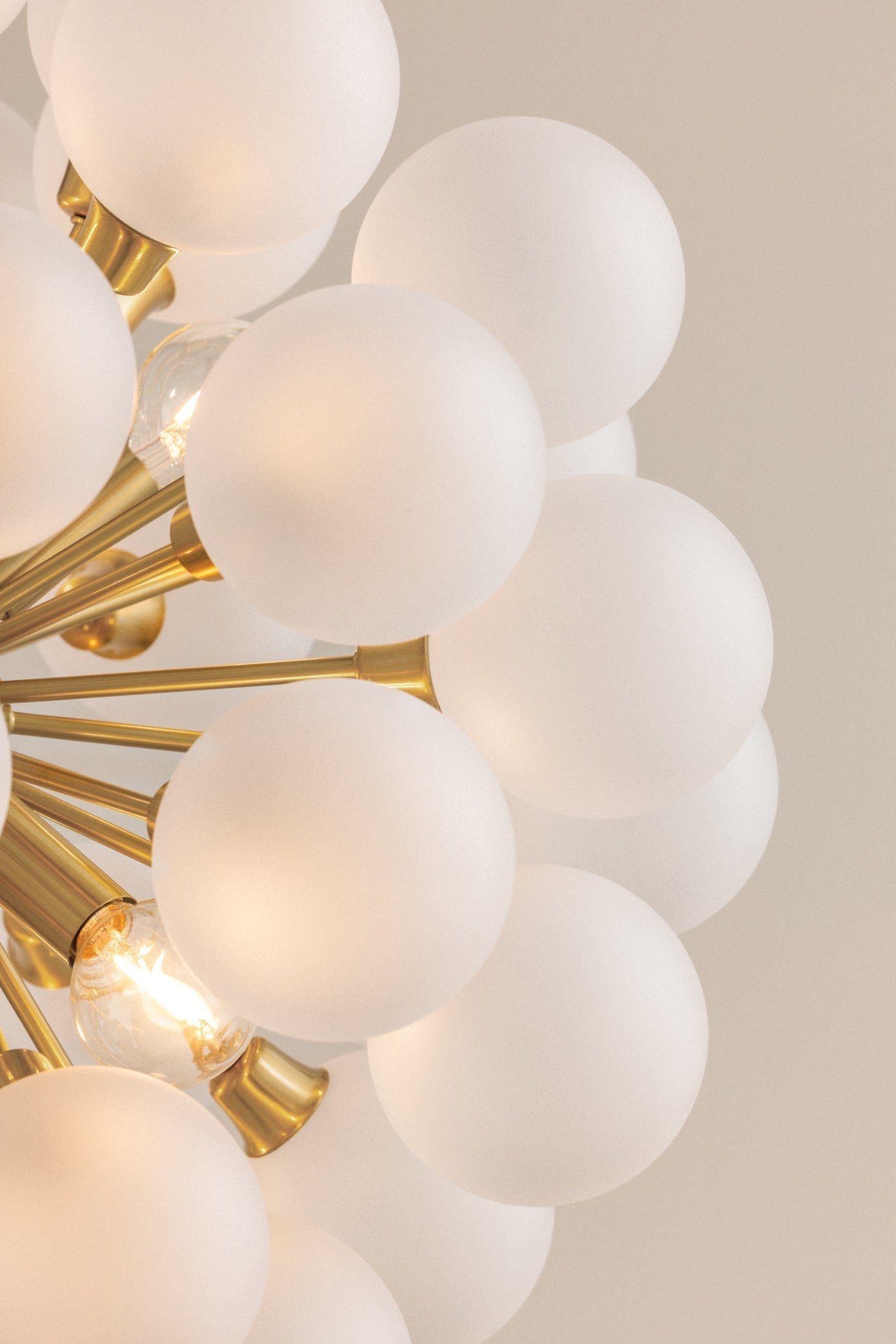 Antoneta Chandelier