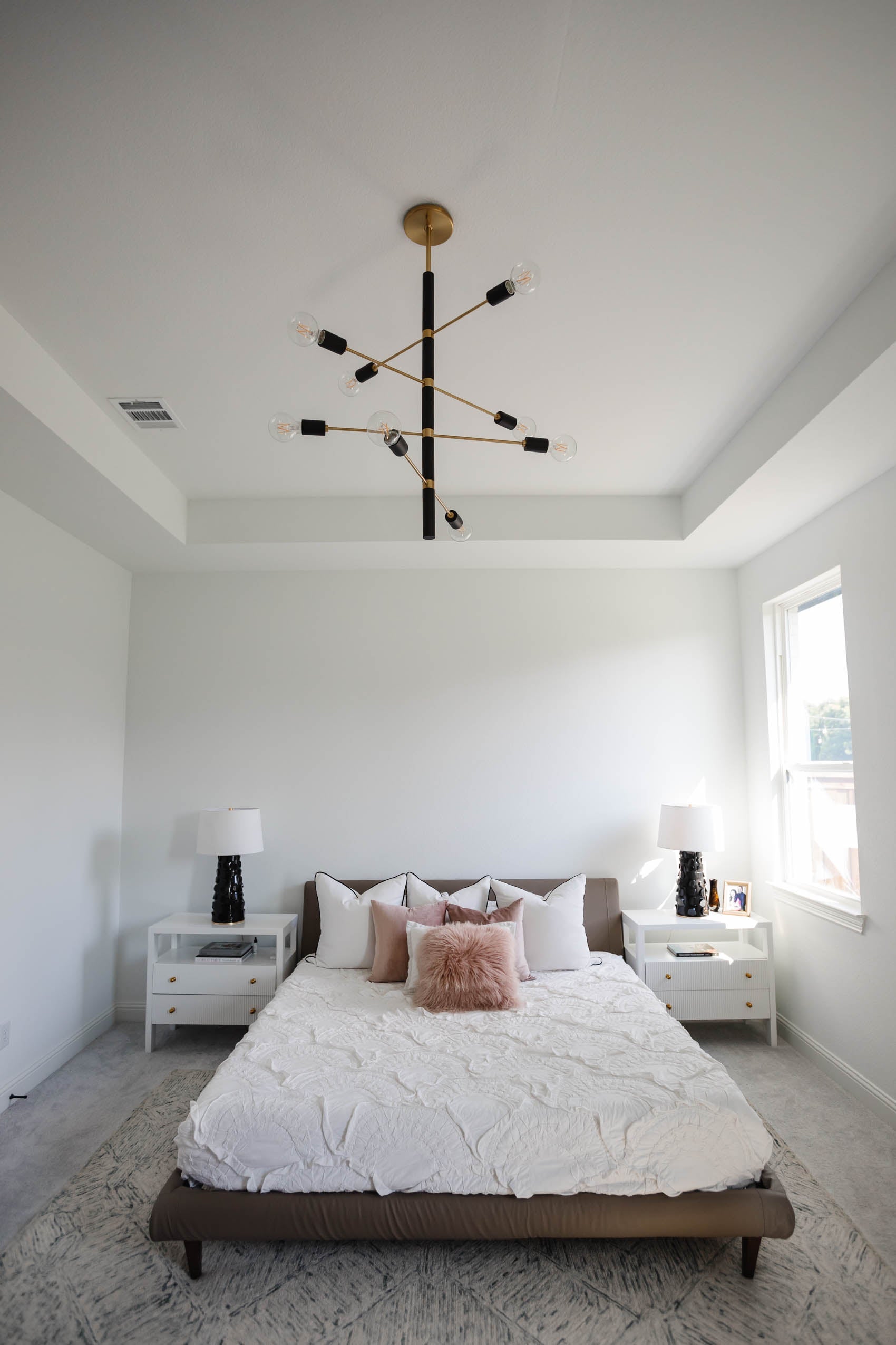 Astrid Chandelier