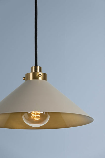 Clivedon Pendant