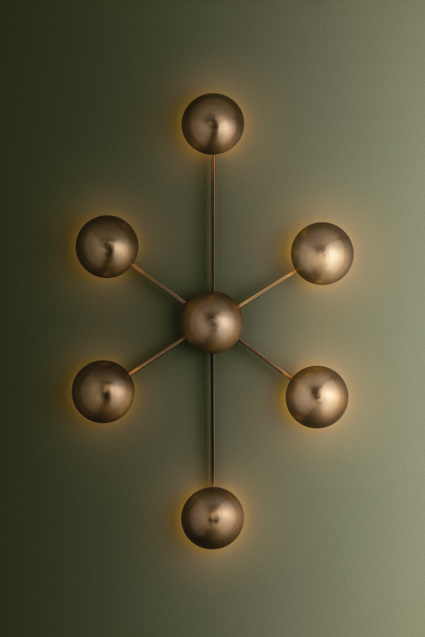 Giovanni Wall Sconce