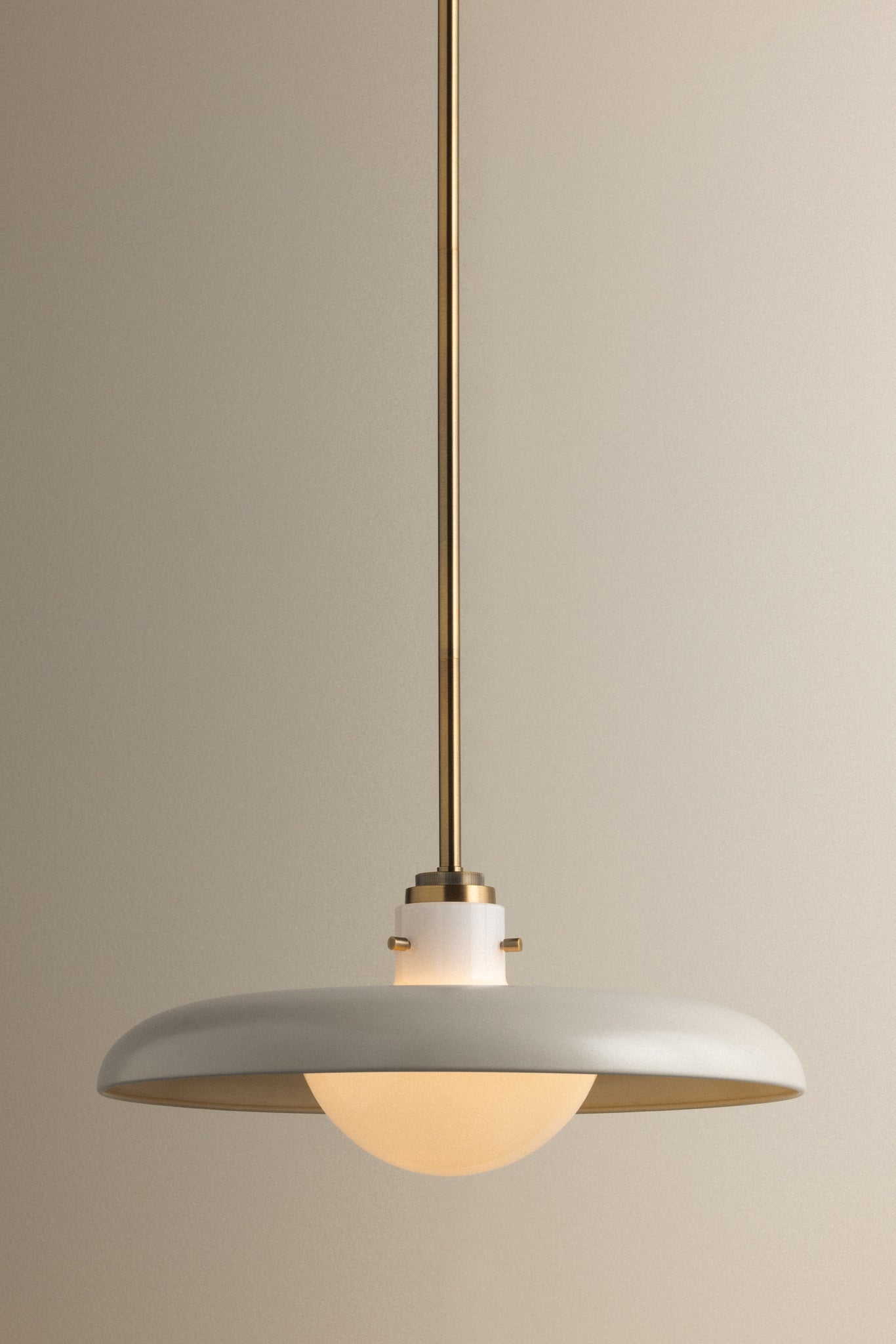 Gustavo Pendant Light