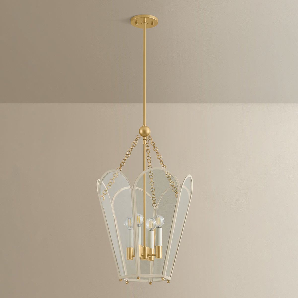 Clarisse Lantern 16"