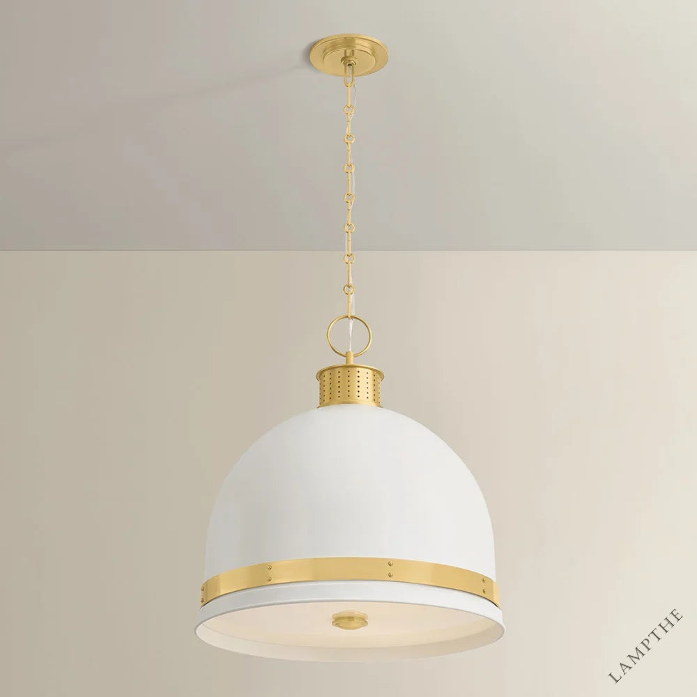 Briscoe Pendant