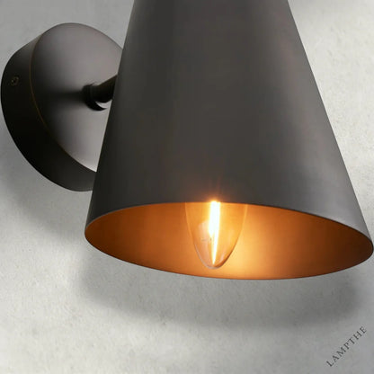 Elih Sconce