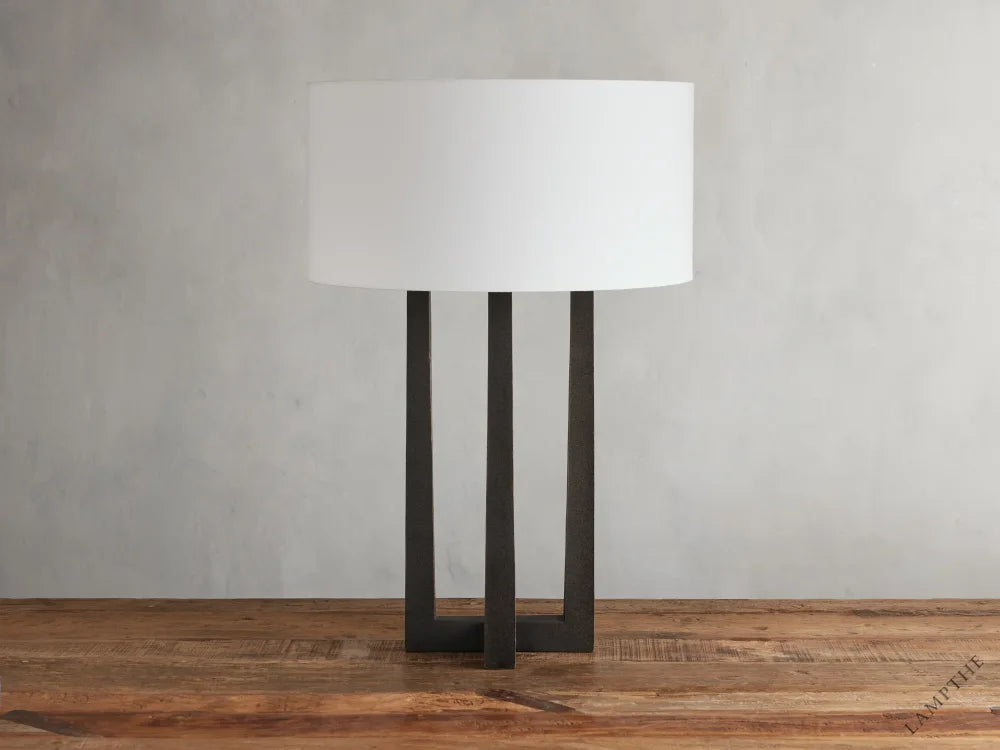 Emmet Table Lamp