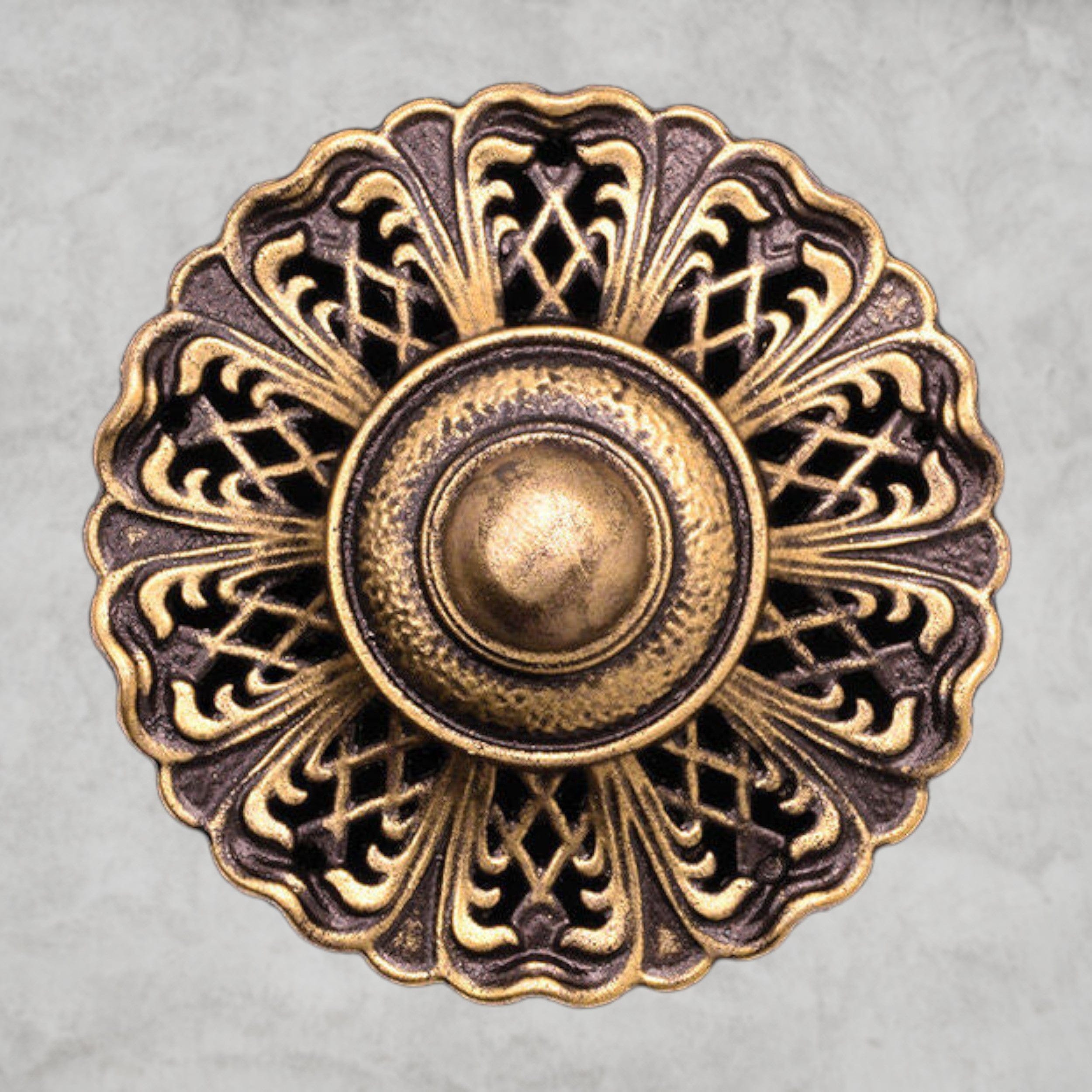 Milano Chandelier 24"