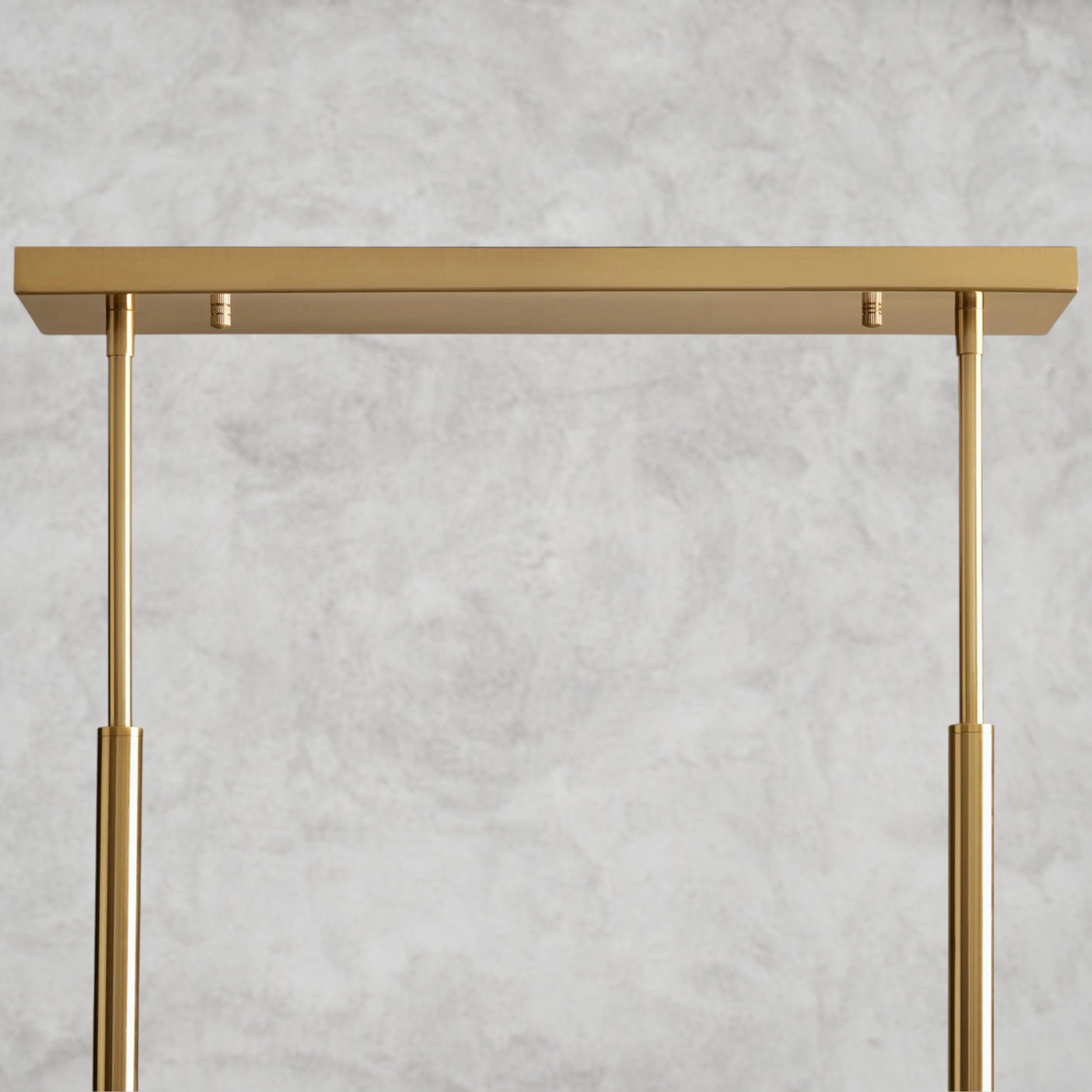 Roscoe Linear Chandelier 60“, 72”